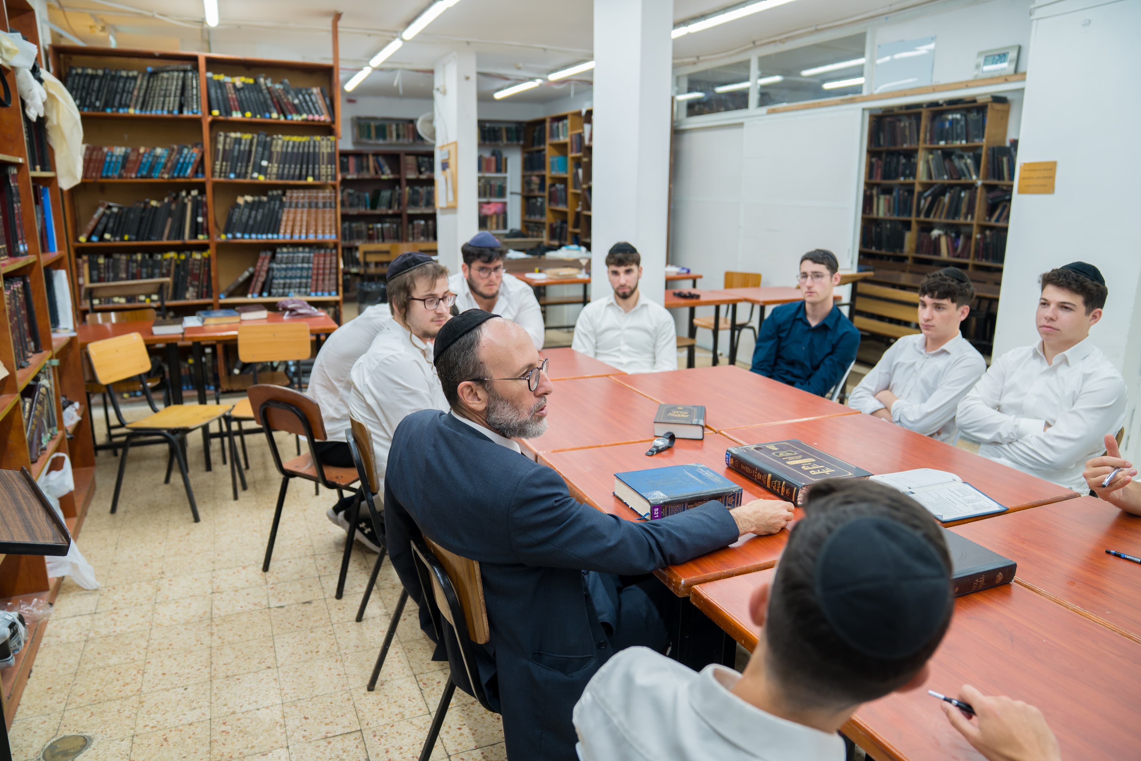 Learning in the Pisga beis medrash