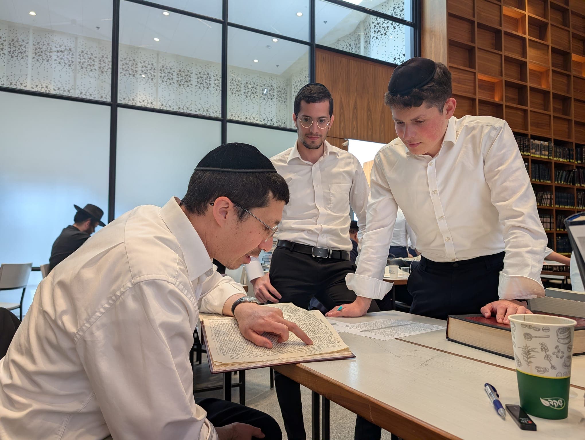 Personal mentorship between rebbi and talmid